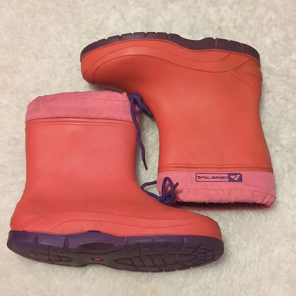 Ozark Trail - Girls' Slushplus Insulated -size 4 Snow Boots - Picture 2 of 8